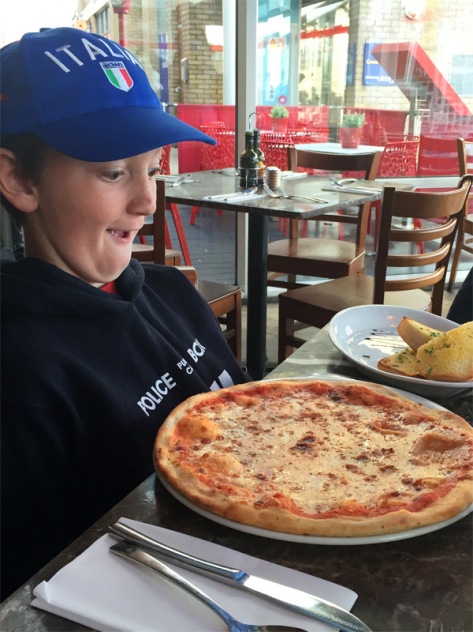 Pizza at Bellini's Cardiff