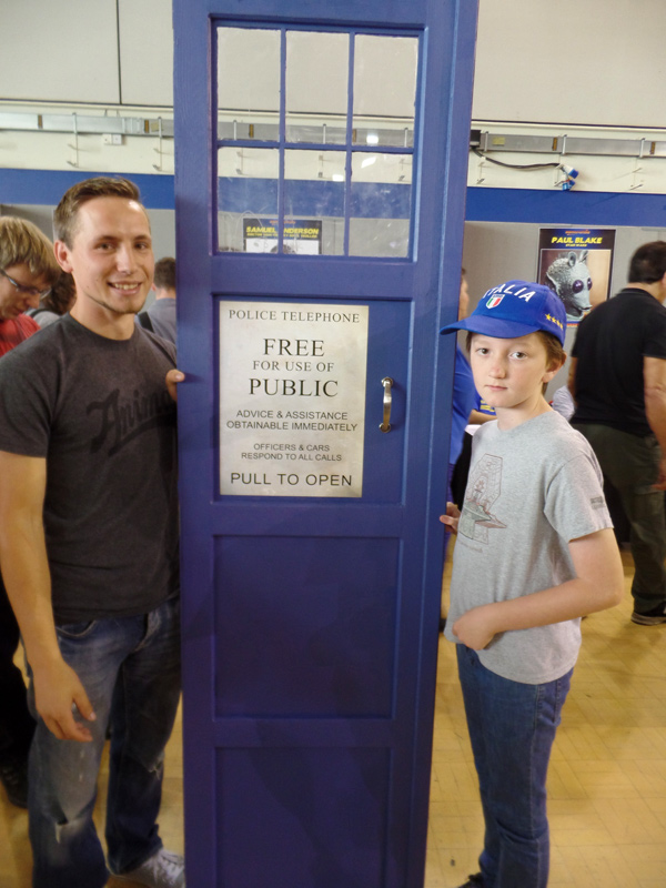 Luke and his TARDIS door at Film & Comic Con Bournemouth