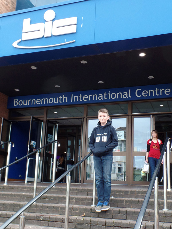 Tom Project Indigo outside Film & Comic Con Bournemouth